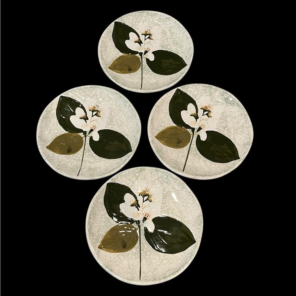 Creative Co-Op Raised Green Floral Small Bread Desert Appetizer Round Plates 6”